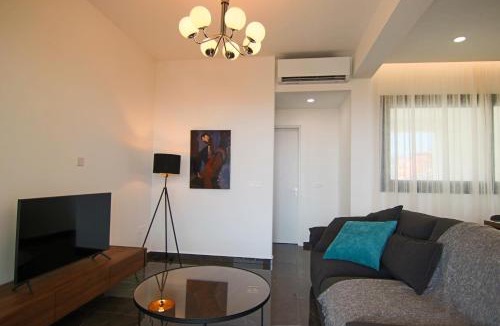Agios Athanasios Apartment | Phaedrus Living: Sea View Anna Residence 202