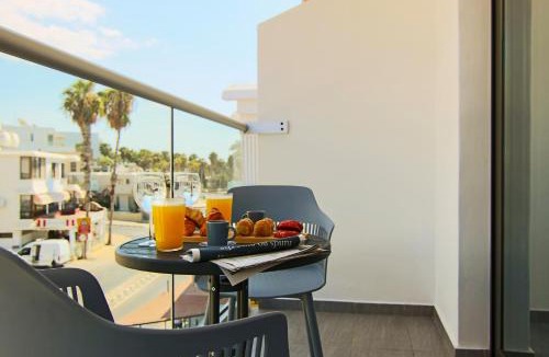 Paphos Apartment | Phaedrus Living: Seaside Luxury Flat Athina 115