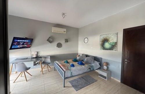 Peyia Town Apartment | PMP Adamia