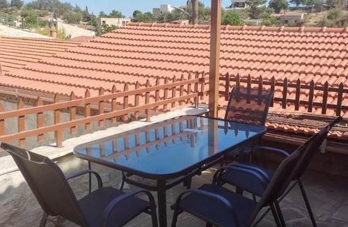 Lofou House | Polymnias Place