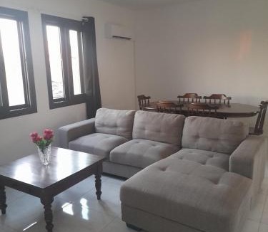 Pomos House | Pomos rockaway beach house