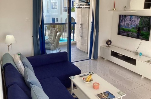 Paphos Apartment | POOL VIEW APARTMENT WALK TO THE BEACH & HARBOUR