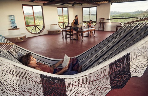 Playa Marsella Cabin | Poolside Cabana by the Beach at Villa ViYarte