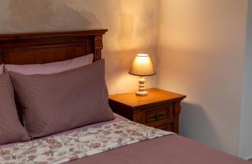 Aglantzia Apartment | Poolside Family Comfort Suite