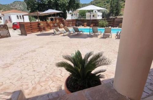 Steni House | Potamos Guest House 1 Bed Ground Floor Shared Pool