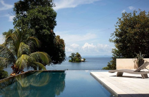 Granada House | Private Island Near Granada: Peaceful - Unforgettable!