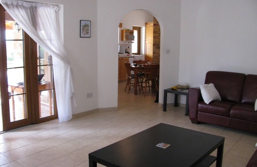 Anogyra Villa | Private peaceful enclosed Villa with own Pool, Free Wifi and Extensive Gardens