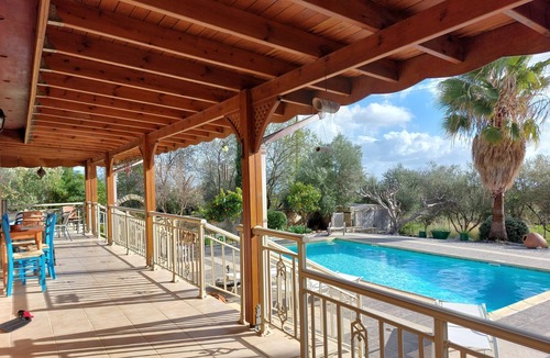 Anogyra Villa | Private peaceful enclosed Villa with own Pool, Free Wifi and Extensive Gardens