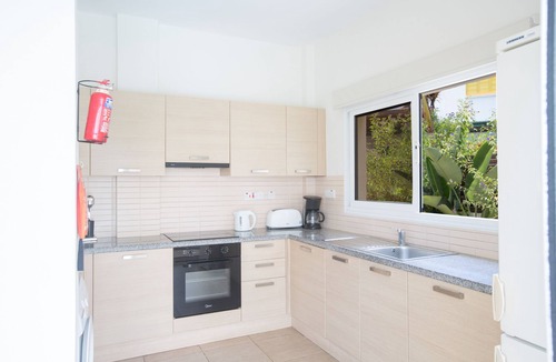 Protaras Apartment | Protaras Delfini Villa DV4 - a villa that sleeps 6 guests in 3 bedrooms