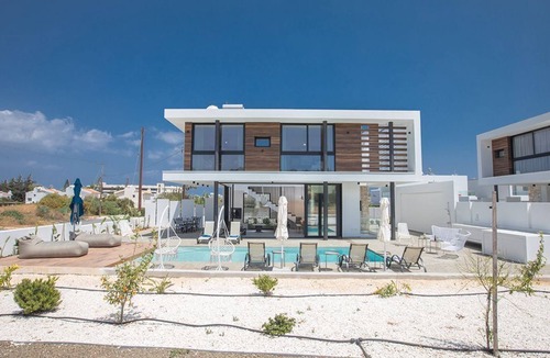 Protaras Villa | Protaras Elite Pearl Villa EP17 - a villa that sleeps 10 guests in 4 bedrooms