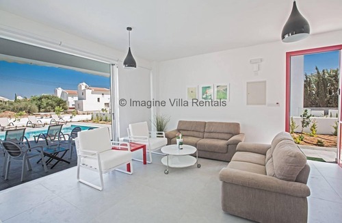 Protaras Villa | Protaras Greco Villa CCV3 - a villa that sleeps 10 guests in 5 bedrooms