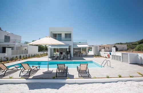 Protaras Villa | Protaras Greco Villa CCV2 - a villa that sleeps 10 guests in 5 bedrooms