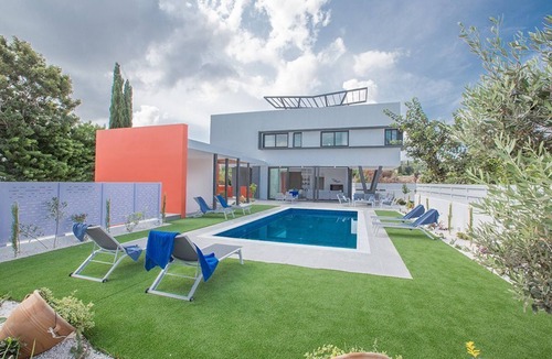 Protaras Villa | Protaras Holiday Villa CR5 - a villa that sleeps 6 guests in 3 bedrooms