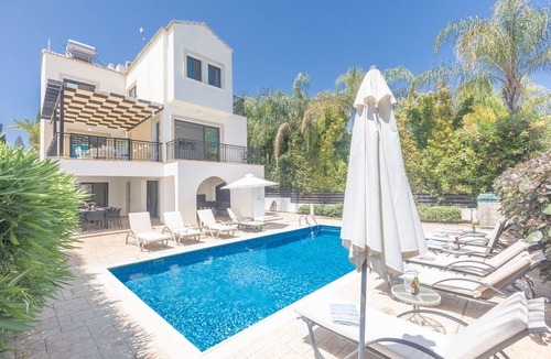 Protaras Villa | Protaras Holiday Villa MY5 - a villa that sleeps 10 guests in 5 bedrooms