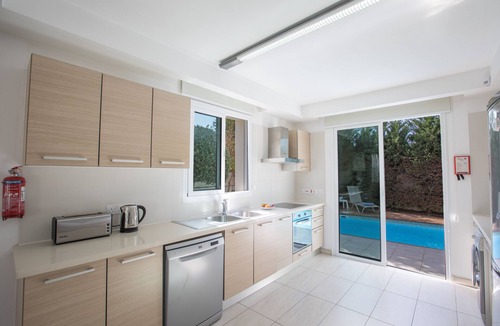 Pernera Villa | Protaras Katerina Villa KV48 - a villa that sleeps 7 guests in 3 bedrooms