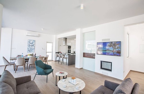 Protaras Villa | Protaras Olivine Villa OL17 - a villa that sleeps 11 guests in 5 bedrooms