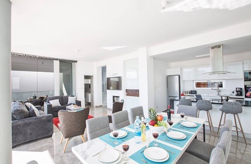 Protaras Villa | Protaras Olivine Villa OL14 - a villa that sleeps 11 guests in 5 bedrooms