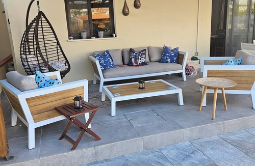 Livadia House | Pyla . Home from home in serene Pyla just 300 metres from the waters edge