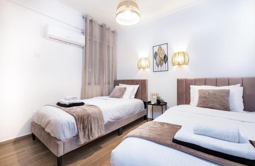 Larnaca City Centre Apartment | Quattro Beachfront Sea View Ap 206