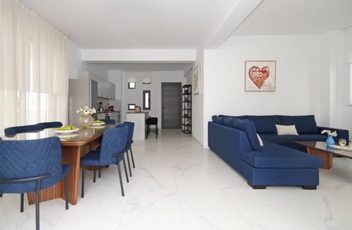 Pernera Villa | Queen Alexandra Luxury Villa