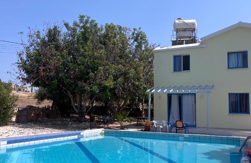 Agios Georgios Pegeias House | Queen Evridiki