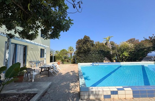 Agios Georgios Pegeias House | Queen Evridiki