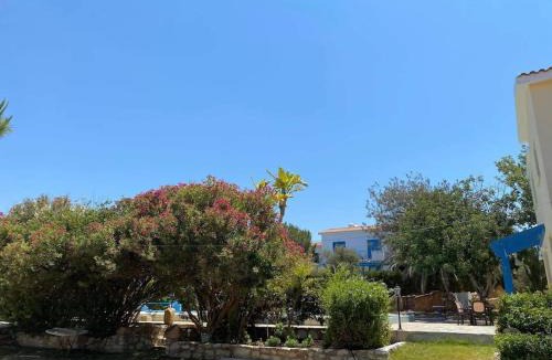 Agios Georgios Pegeias Villa | Queen Eyridiki Luxury Villa 1