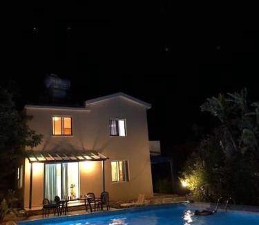 Agios Georgios Pegeias Villa | Queen Eyridiki Luxury Villa 1