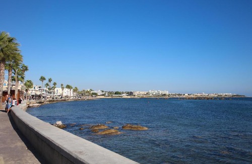 Paphos House | Queens Gardens 2 Bedroom Townhouse in Paphos