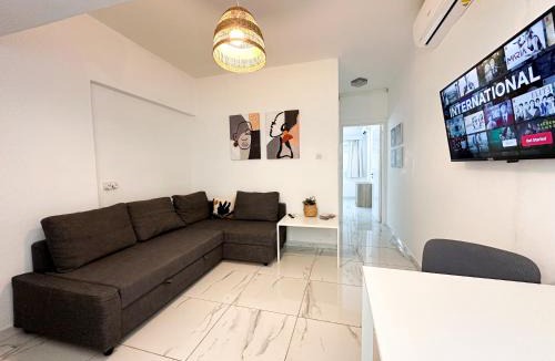 Larnaca City Centre Apartment | Real Center