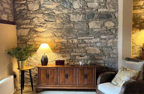 Vasa Koilaniou House | Riverside Cottage