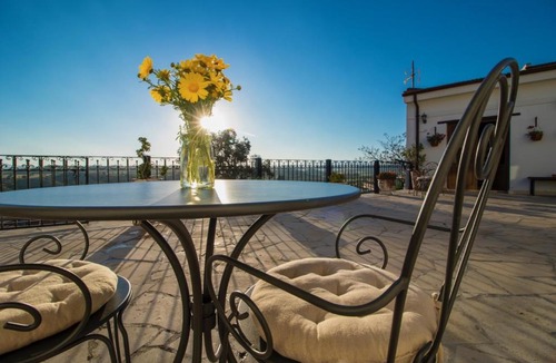 Anafotida Apartment | Samareitidos Light Cottage