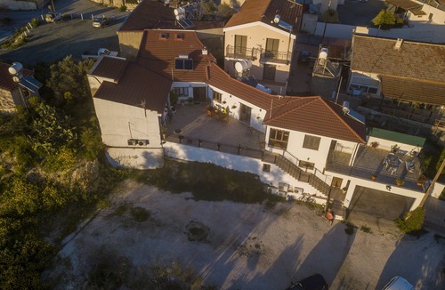 Anafotida Cottage | SAMAREITIDOS LIGHT STUDIO - GREEN