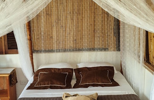San Juan de Oriente Cabin | San Simian Lodge