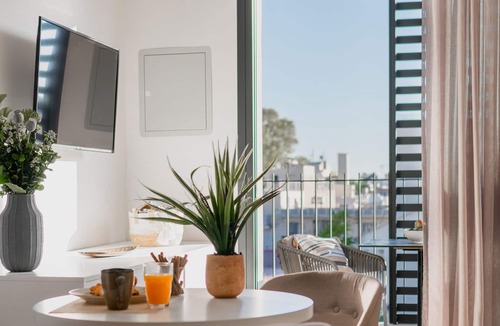 Historical Center Apartment | Sanders Armonta - Smart Studio w/ Balcony