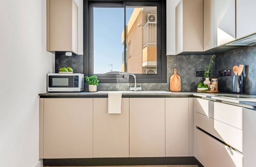 Limassol Apartment | Sanders Crystal 1 - Cute 2-Bdr Apt w Shared Pool