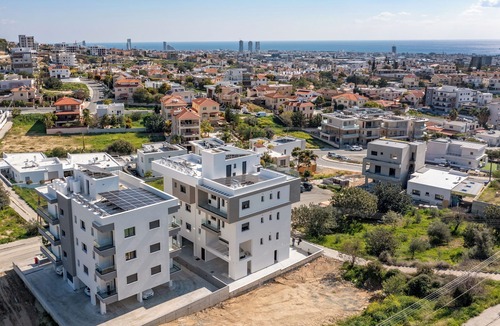Agios Athanasios Apartment | Sanders Eduardovich - Prime 2-Bdr with Balcony