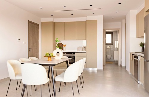 Agios Athanasios Apartment | Sanders Eduardovich - Prime 3-Bdr Penthouse