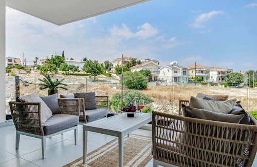 Agios Athanasios Apartment | Sanders Elgio - Delightful 2-bdr Apt With Balcony