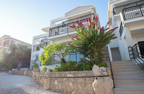 Chlorakas Apartment | Sanders Seaview - Serene 2 Bdr Apt