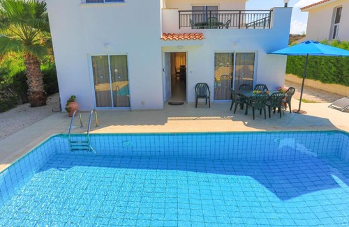 Argaka Villa | Sandy Coast Villa Petunia