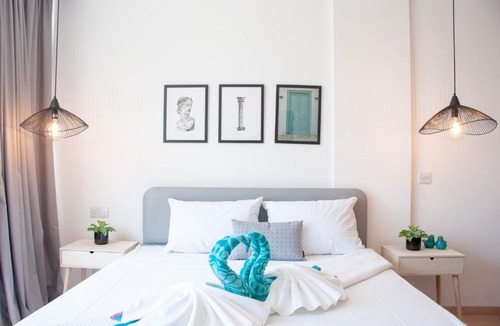 Historical Center Apartment | Sea front by Artemis 3.0