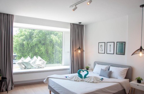 Historical Center Apartment | Sea front by Artemis 3.0
