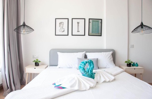 Historical Center Apartment | Sea front by Artemis 3.0