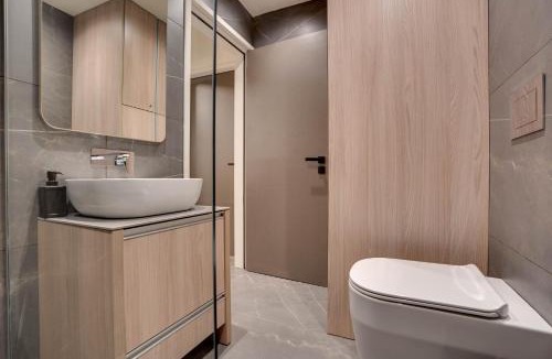 Oroklini Apartment | Sea Front Luxury Apartment