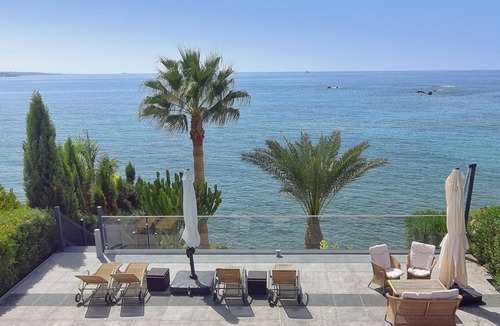 Old Town Villa | Sea Front1st Line Modern Villa in the Heart of Coral Bay Paphos FREE HEATED POOL