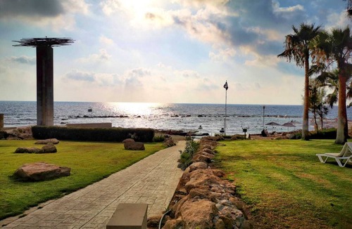 Chlorakas Villa | Sea side holiday villa, perfect location, maximum relaxation.