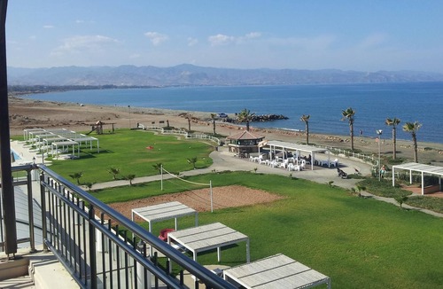 Ghaziveran Apartment | Seafront penthouse apartment in award winning Aphrodite Beachfront Village
