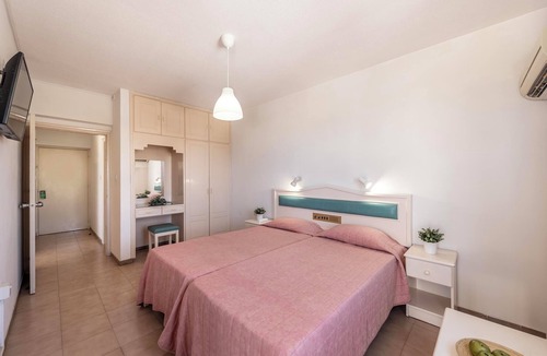 Agios Athanasios Hotel | Seagull Hotel