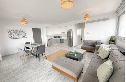 Larnaca Apartment | Seaview Pearl in Mackenzie with Pool & Jacuzzi